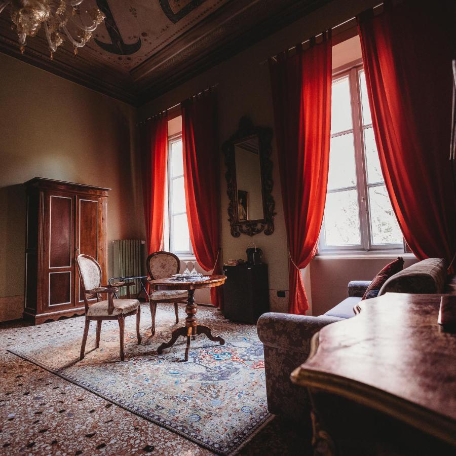 Salotto Delle Arti Hotel Modena Bagian luar foto