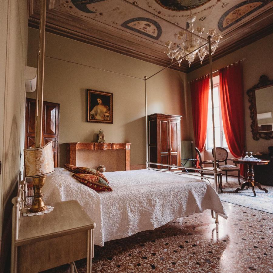 Salotto Delle Arti Hotel Modena Bagian luar foto